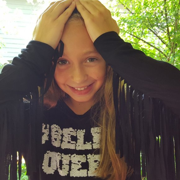 Valentine's Day Outfit - Picture 4 of 7